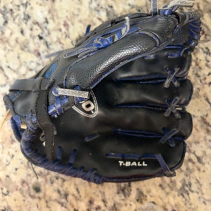 Wilson T ball glove