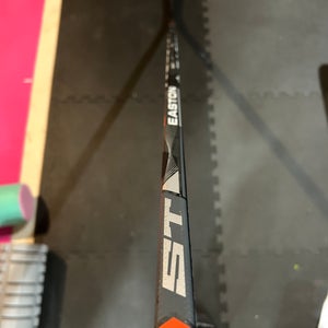 Senior Easton Synergy ST Left Hand Hockey Stick P88 (New)