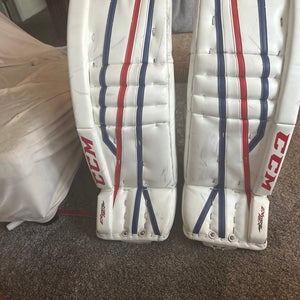 CCM Regular Extreme Flex II  Pro Goalie Leg Pads