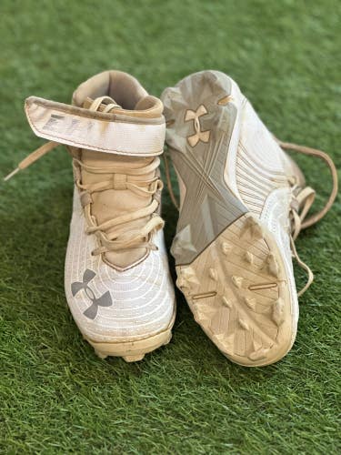 White Used Size 7.0 Adult Men's Under Armour Harper 2 Molded Cleats