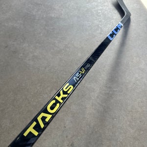 85 Flex P28 Senior CCM Jetspeed FT7 Pro Left Hand Hockey Stick Pro Stock (New) NCAA