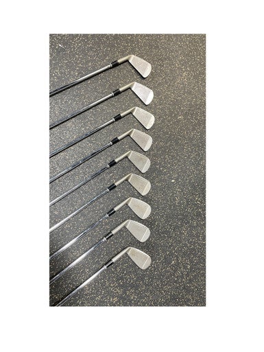 Used Cleveland TOUR ACTION REG 588P Mens Iron Set RH 2I-PW 11735-S000337898