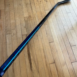 Junior Bauer Nexus 2N Pro Hockey Stick Right Handed P88 (Used)