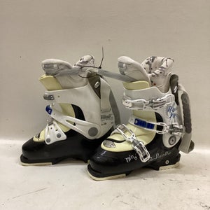 Used Dalbello RAYA Womens DH Ski Boot White 245 MP - M06.5 - W07.5 11725-S000480833