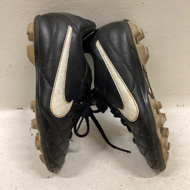 Used Nike Soccer Cleats Black Youth 11.0 11725-S000478787