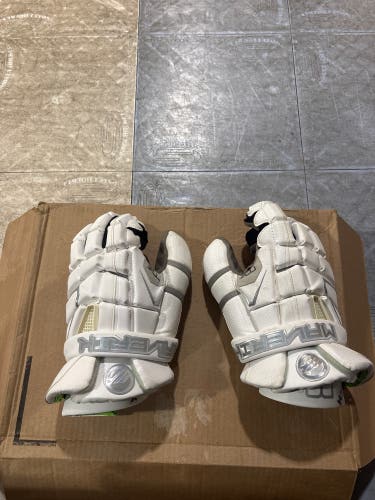 Maverick M4 Lacrosse White Gloves