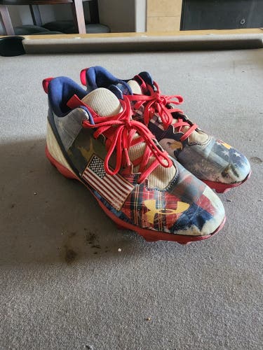 Blue Men's Size M 6.0 (W 7.0) Adult Under Armour High Top Molded Cleats (Used)