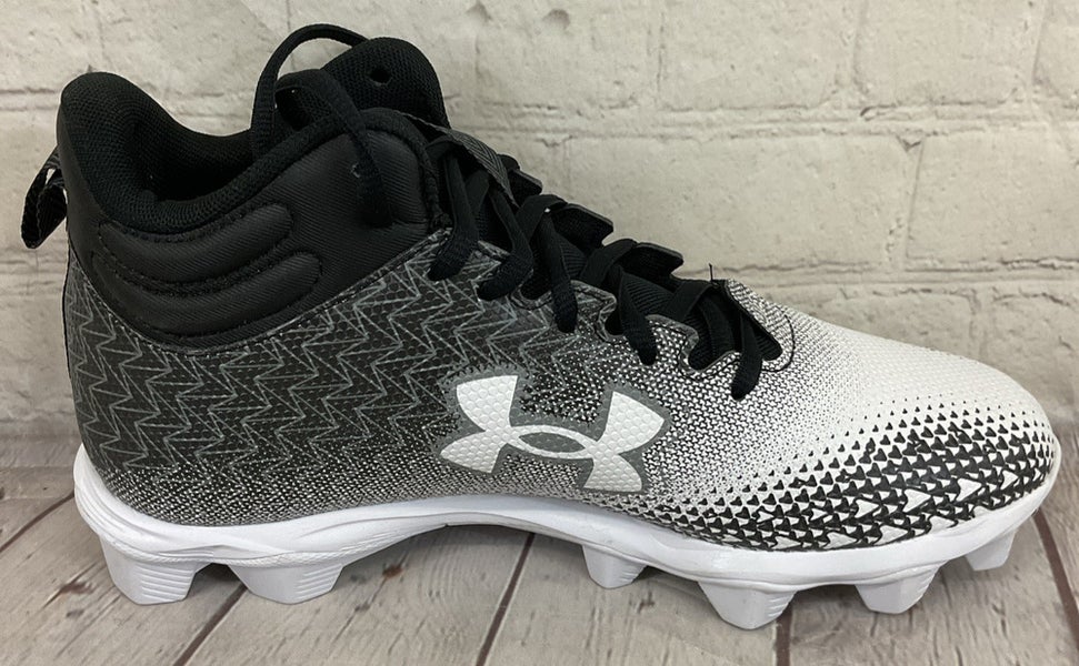 Under Armour 3026339-001 Spotlight FRAN 3 RM Football Cleats Black White US 6.5