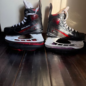 Bauer Vapor X5 Pro Regular Width 13.5 (Used)