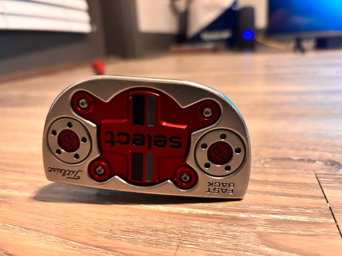 Black Men's 2014 Titleist Scotty Cameron Blade Right Handed Putter Uniflex 35" (Used)