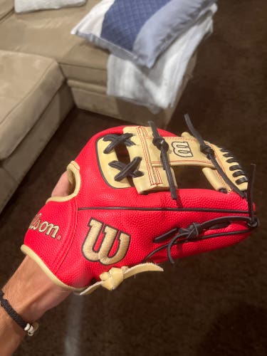 Wilson A2000 February 2020 GOTM “Valentine’s Day”