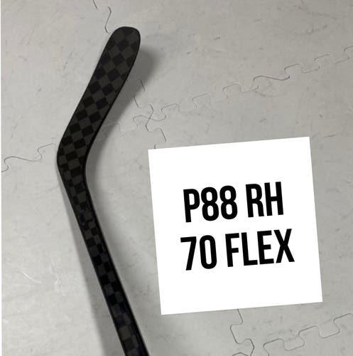 Senior(1x)Right P88 70 Flex PROBLACKSTOCK Pro Black Out Unbranded Pro Stock Nexus Hockey Sticks