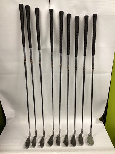 (Used) Right Handed Women's Ladies Flex Steel Shaft Iron Set
