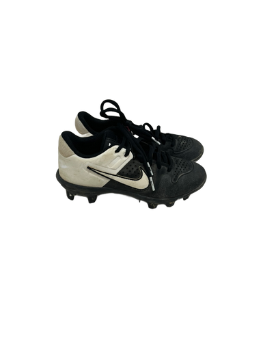 Used Nike Alpha Huarche Jr 1.5 White and Black Baseball Cleats 11692-S000133442