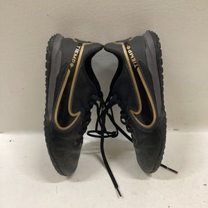 Used Nike TIEMPO Junior 04.5 Cleat Soccer Turf Shoes 11725-S000471267