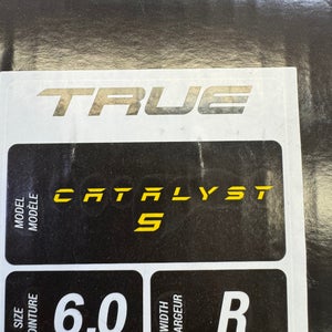 True Catalyst 5 Skates Size 6 R