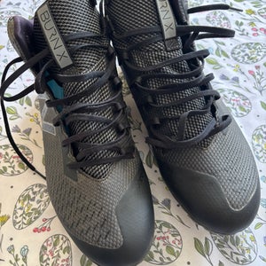 Black Men's Size M 11.5 (W 12.5) Adult New Balance Burn X Mid (New)