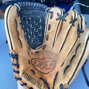 Brown Louisville Slugger TPS Right Hand Throw Infield Baseball Glove 12" (Used)
