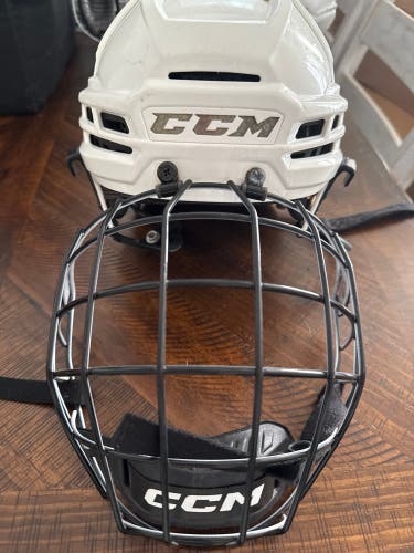 Medium CCM Super Tacks X Helmet (Used)