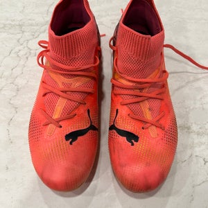 Pink Men's Size M 5.0 (W 6.0) Puma Future Molded Cleats Cleats (Used)