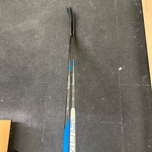 Senior Bauer Nexus 2N Team Right Handed Hockey Stick P28 Pro Stock (Used)