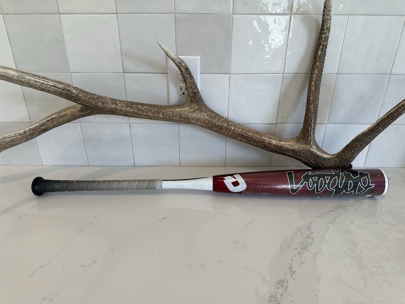 NIW 2011 DeMarini Voodoo 33/30 (-3) BESR Baseball Bat.