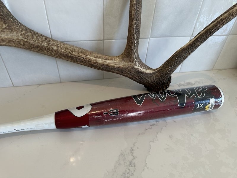 NIW 2011 DeMarini Voodoo 33/30 (-3) BESR Baseball Bat.