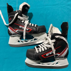 Junior CCM JetSpeed FT340 Hockey Skates Regular Width Size 2 (Used)