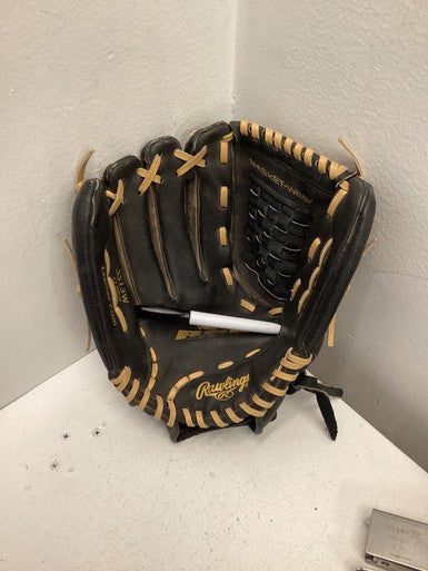 Rawlings Used Black Left Hand Throw Baseball Glove