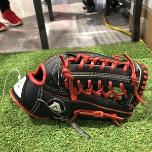 Akadema Torino Series Right Hand Throw Infield Baseball Glove 12" (Used)