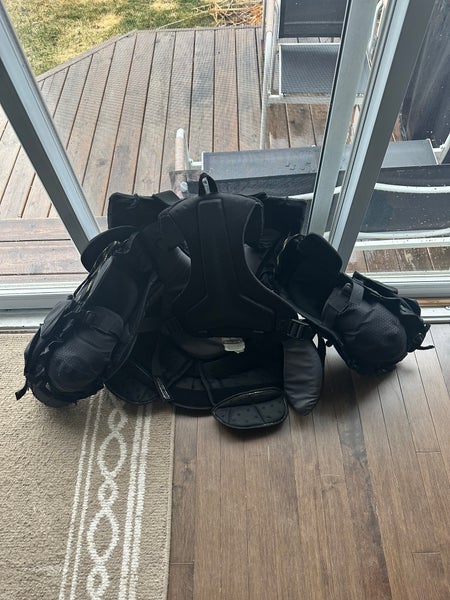 Large  2021 Bauer Vapor 2X Pro Goalie Chest Protector (Used)