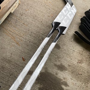 2 Pack New CCM Eflex 5 Goalie Stick P4 25”