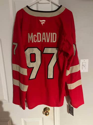 NEW Connor McDavid 4 Nations Face-Off Jersey Size XL / 54