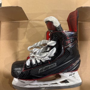 Bauer Vapor X2.7 Hockey Skates Size 3 (Used)