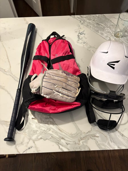 Girls Softball kit: 1 Season Used