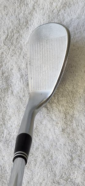 Cleveland 588 RTX 52°- 10 Bounce Wedge RH; Steel Shaft