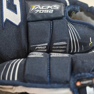 CCM Tacks 7092 Gloves 14" (Used)