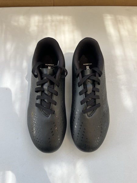 Adidas Predator Accuracy.4 Turf Soccer Shoes Youth 2.5 Triple Black Lace Up