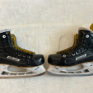 Bauer Supreme S160 Hockey Skates  Size 4 (Used)