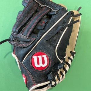 Wilson A450 Right Hand Throw Baseball Glove 11" (Used)