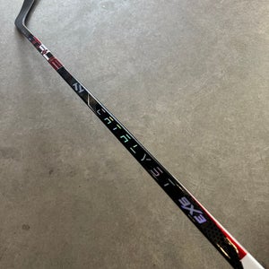 75 Flex P90TM Senior True catalyst 9x3 Right Handed Hockey Stick Pro Stock Team Canada (New)