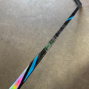 P92 77 Flex Senior Bauer Nexus Tracer Left Hand Hockey Stick Pro Stock (Used)
