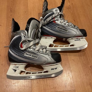 Bauer Vapor X20 Hockey Skates Regular Width Size 3 (Used)