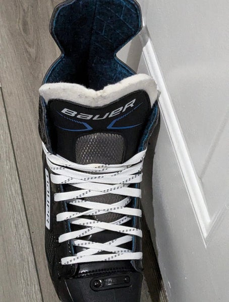 Bauer Hockey Skates 6 (Used)