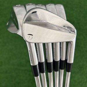 Taylormade P7MB Forged Iron Set 5-P / Dynamic Gold X100 Extra Stiff