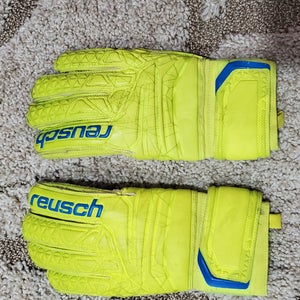 Large Reusch Goalie Gloves (Used)