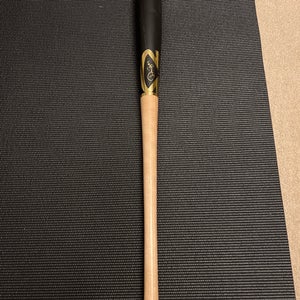 Used Dinger Bats D318 ProXR Birch Wood Bat 32”/29oz