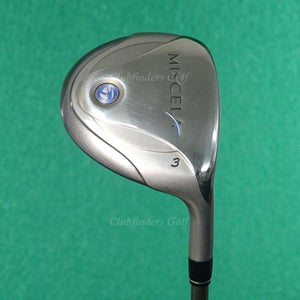 Lady TaylorMade Miscela 2005 Fairway 18 3 Wood Ultralite Graphite Ladies