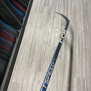 Junior CCM Right Handed P29 40 Flex (New) JetSpeed FT5 Pro Hockey Stick