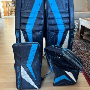 33"  2024 True Catalyst PX3 Regular Goalie Full Set Pro Stock (Used)